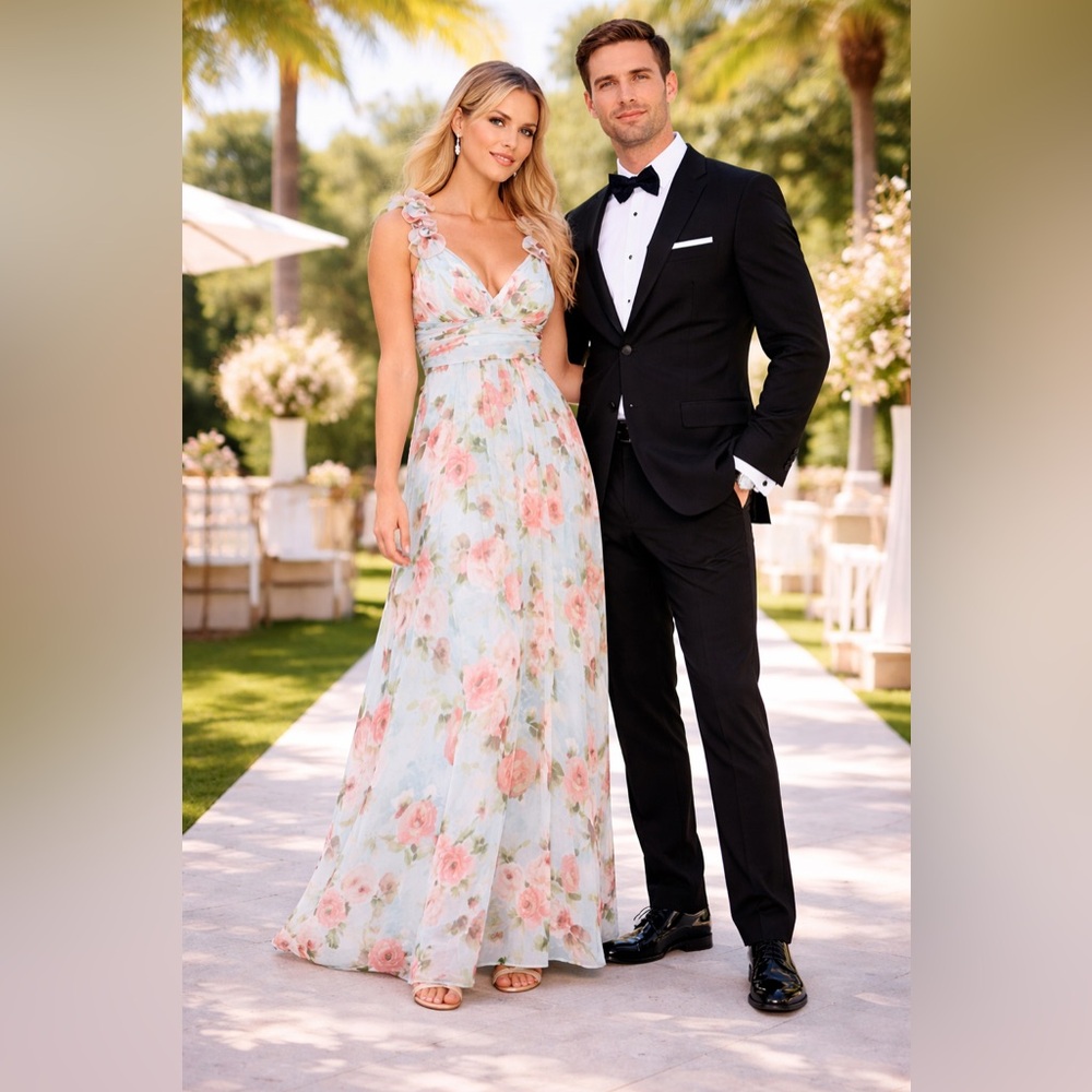 BETSY & ADAM
Sleeveless Floral Long Dress replica